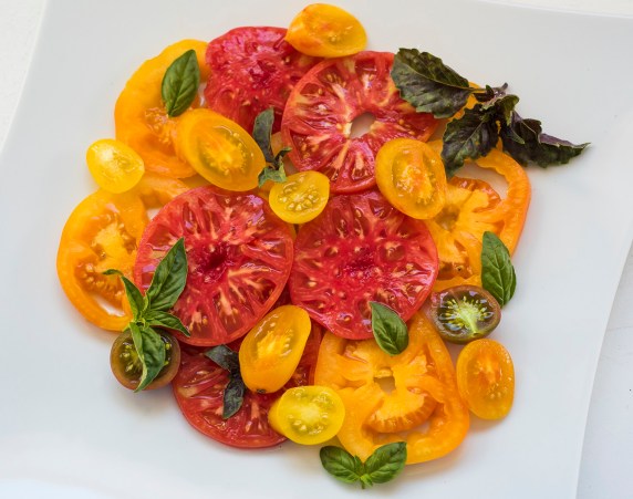 Heirloom Tomatoes 03 sml